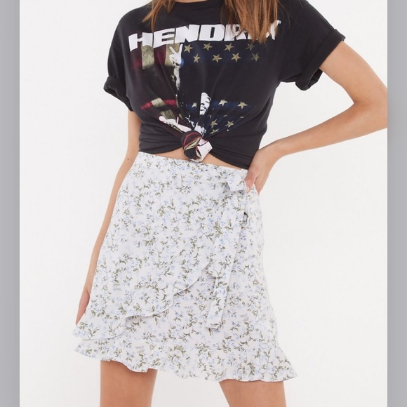 Nasty Gal Floral Wrap Skirt - Picture 2 of 3